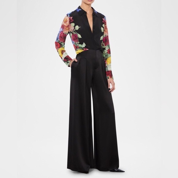 Alice + Olivia Brady Button-Front Top. - Picture 5 of 14